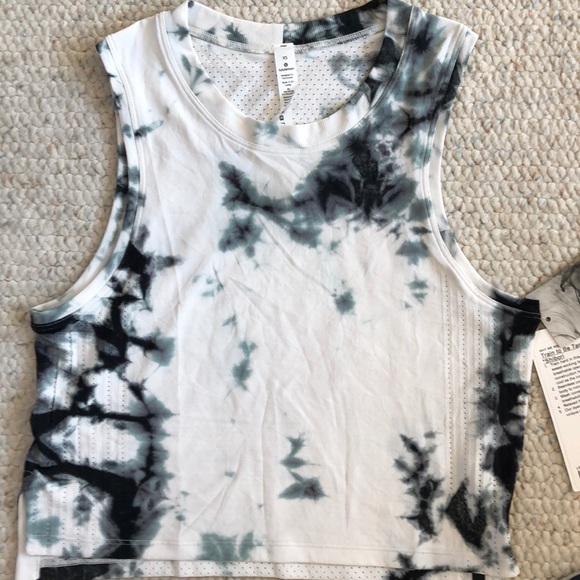 lululemon athletica Tops - Lululemon Train to Be Tank